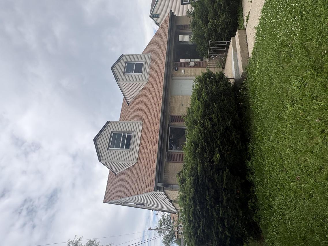 7248 W Potomac Ave, Milwaukee, WI 53216