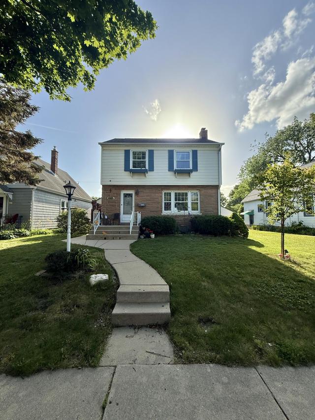4009 S 5th St, Milwaukee, WI 53207