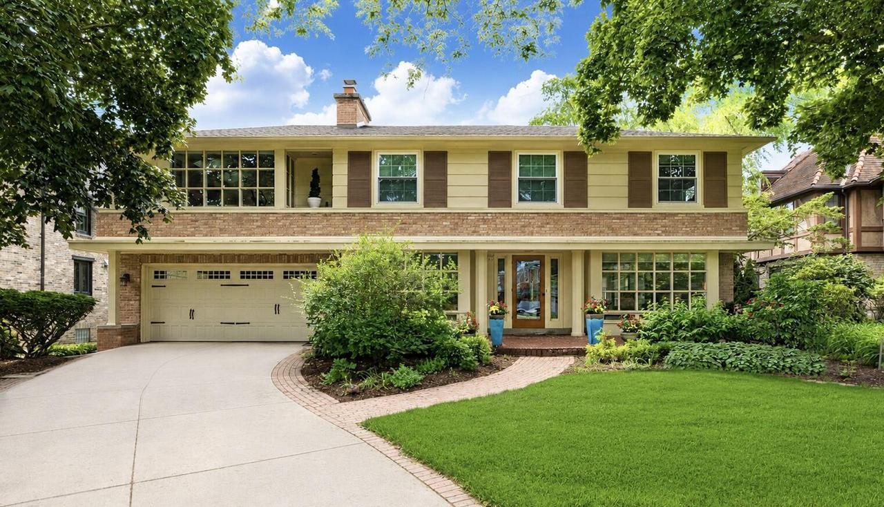 4765 N Cramer St, Whitefish Bay, WI 53211