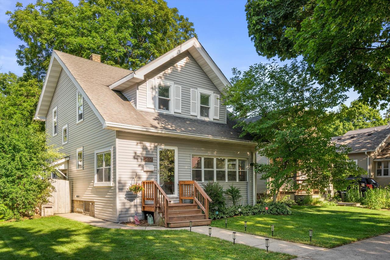 217 S Charles St, Waukesha, WI 53186