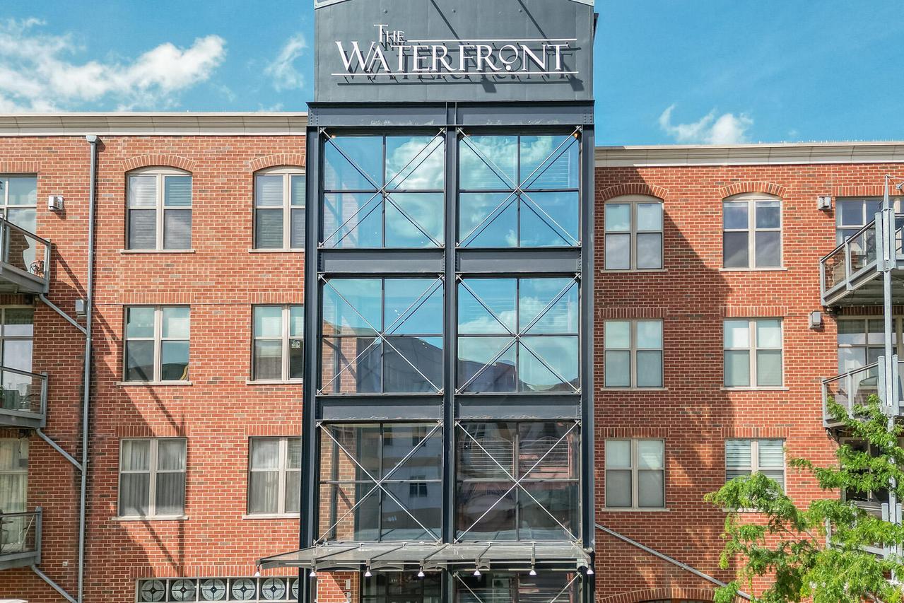 130 S Water St #215, Milwaukee, WI 53204