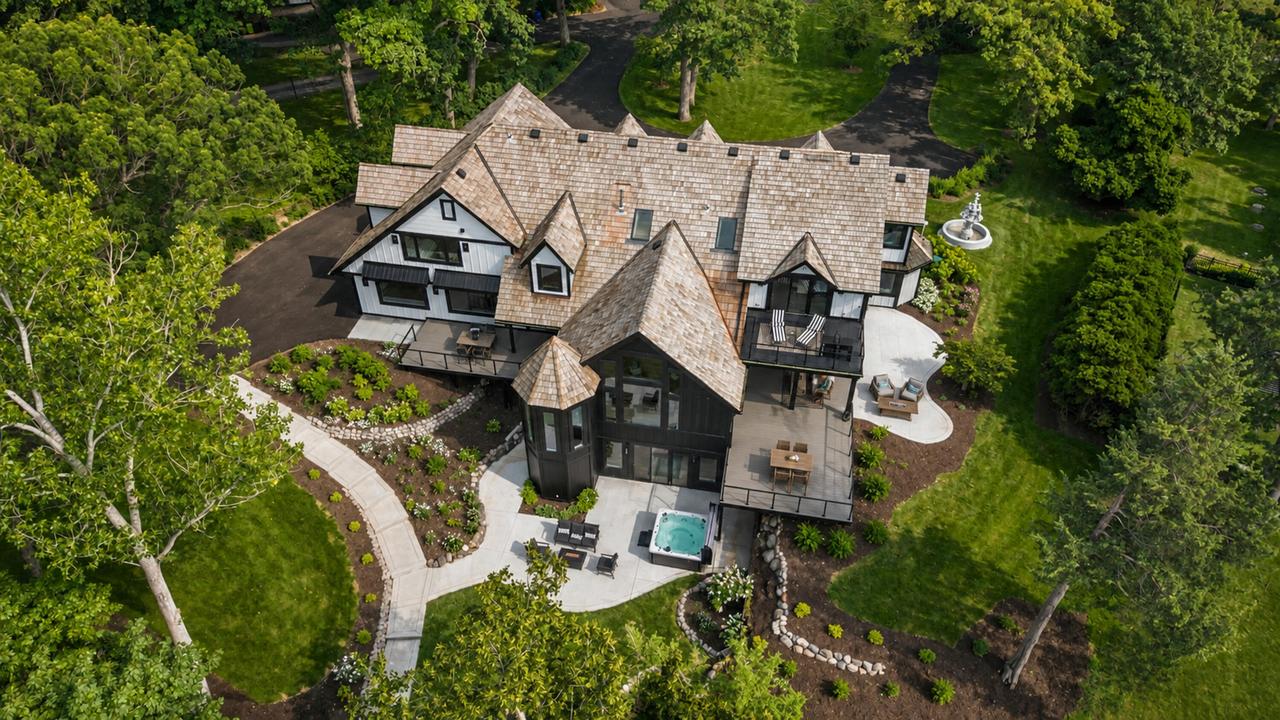 W335N5511 Island View, Merton, WI 53058