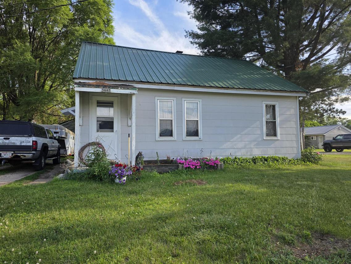 5445 Superior St, Boscobel, WI 53805