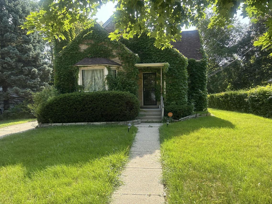 4574 N 48th St, Milwaukee, WI 53218