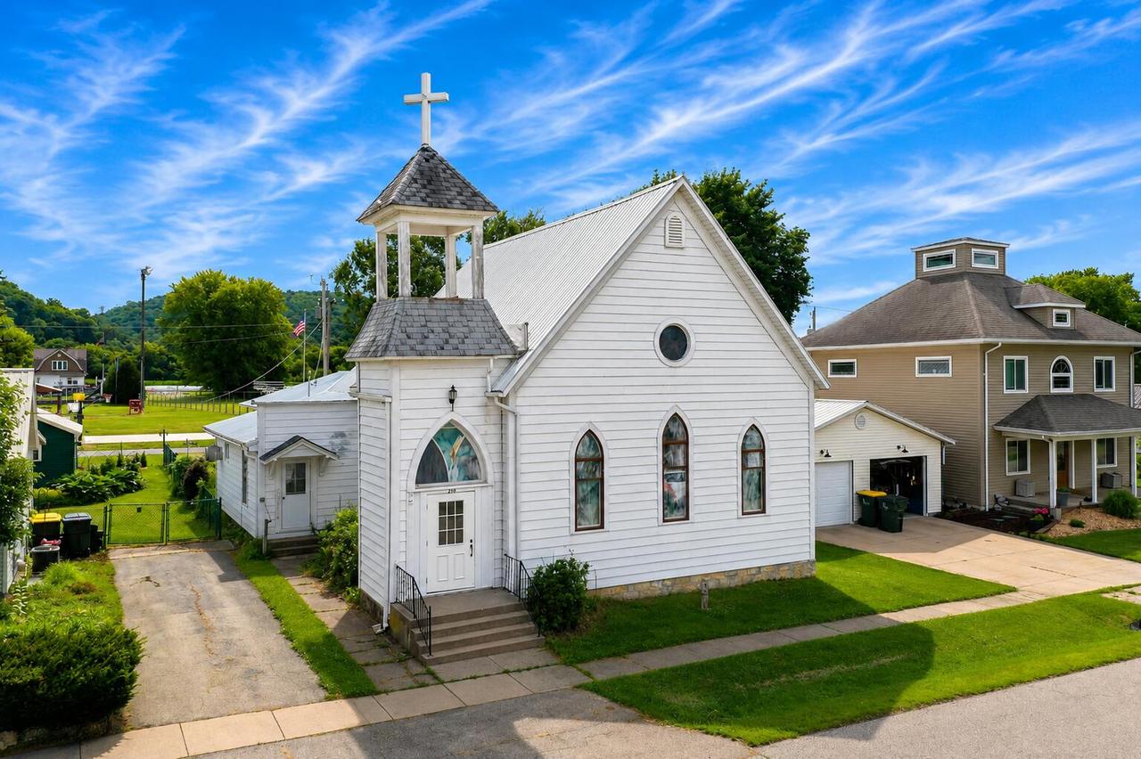 230 S Burlington Ave, Bagley, WI 53801