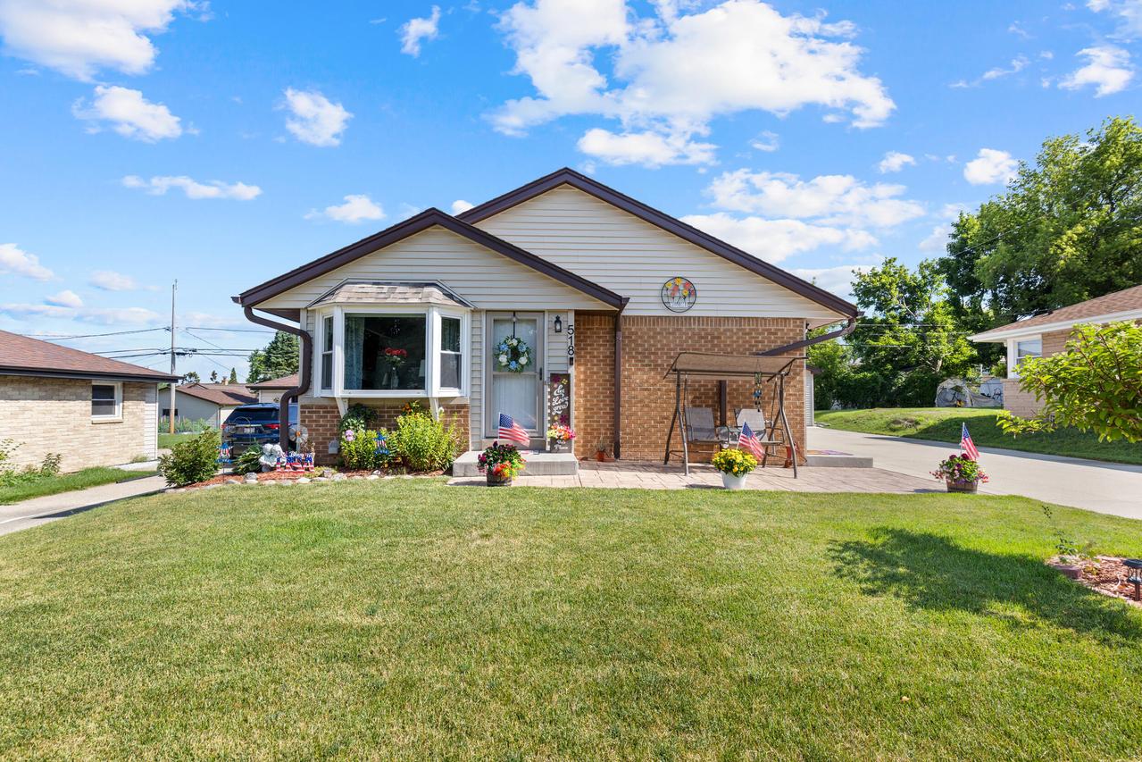 518 Williams Ave, South Milwaukee, WI 53172