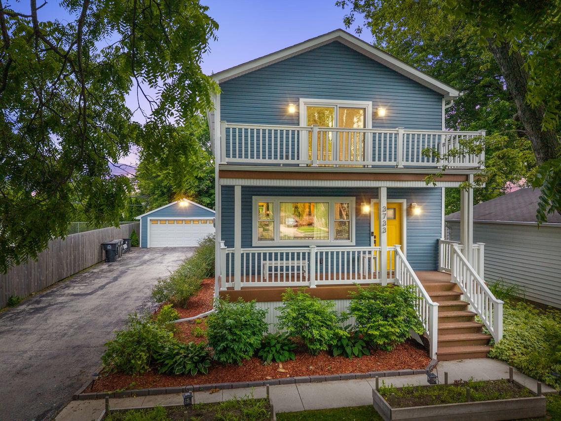 3733 E Birchwood Ave, Cudahy, WI 53110