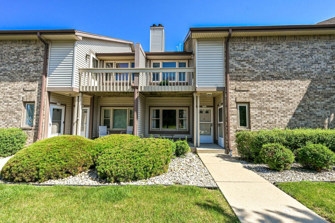3546 W Rawson Ave, Franklin, WI 53132