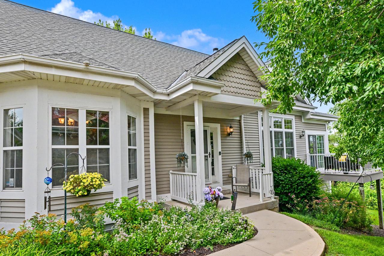 N59W17730 Meadow Ct, Menomonee Falls, WI 53051