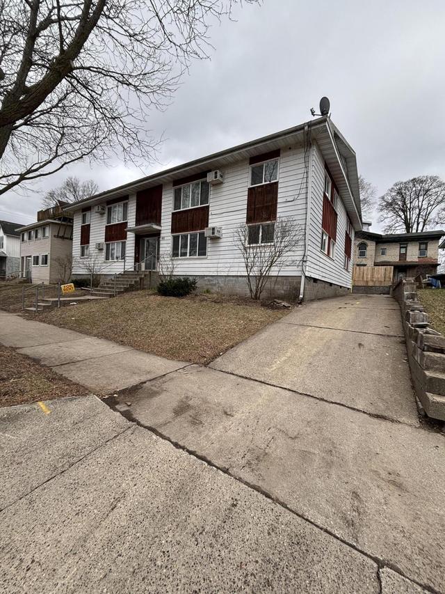 612 S 7th St, La Crosse, WI 54601