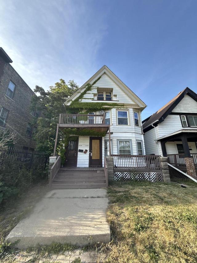 4522 W Lloyd St #4524, Milwaukee, WI 53208