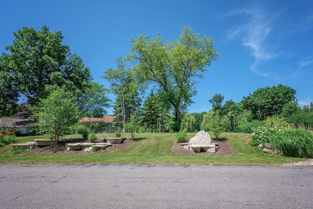 Lt1 Jackson Dr, Menomonee Falls, WI 53051