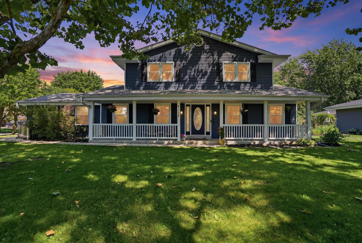 8036 S 77th St, Franklin, WI 53132