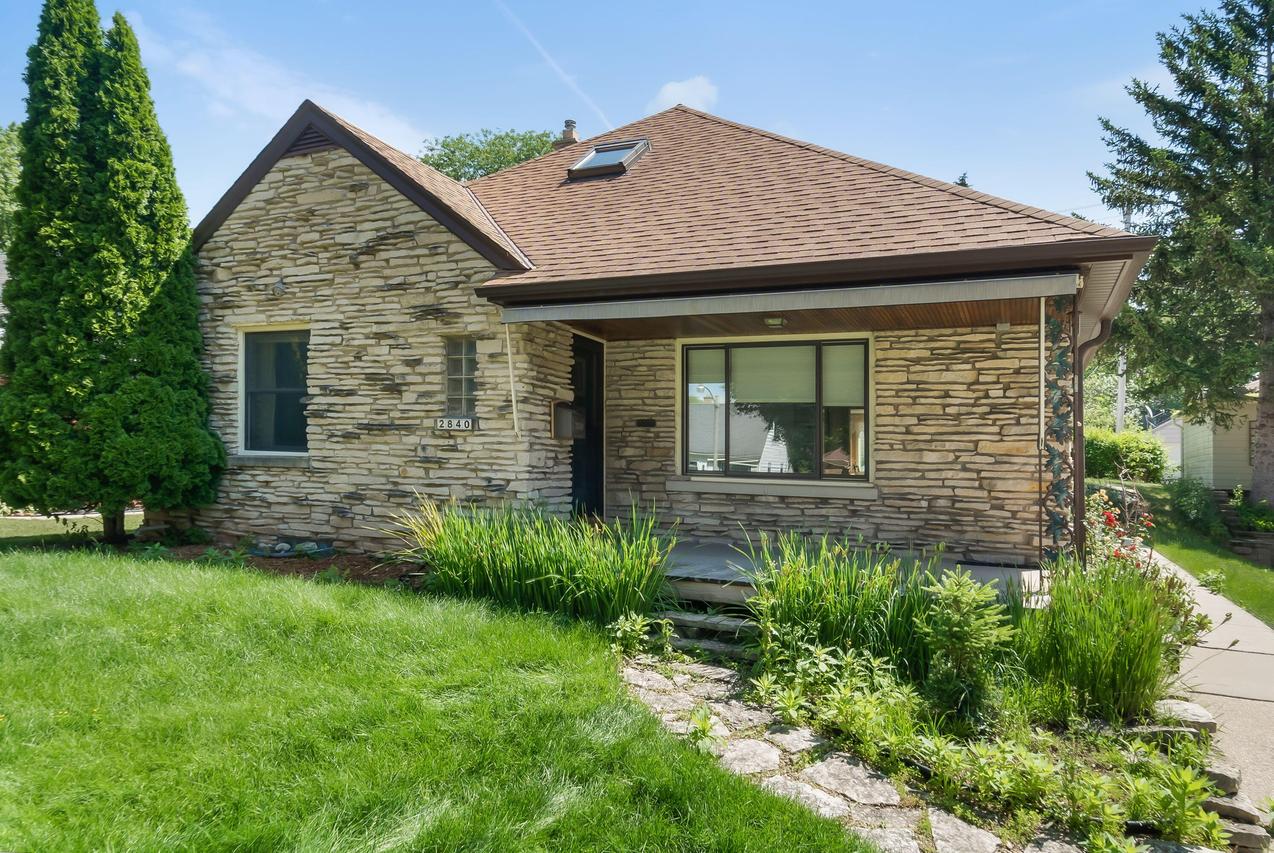 2840 N 86th St, Milwaukee, WI 53222