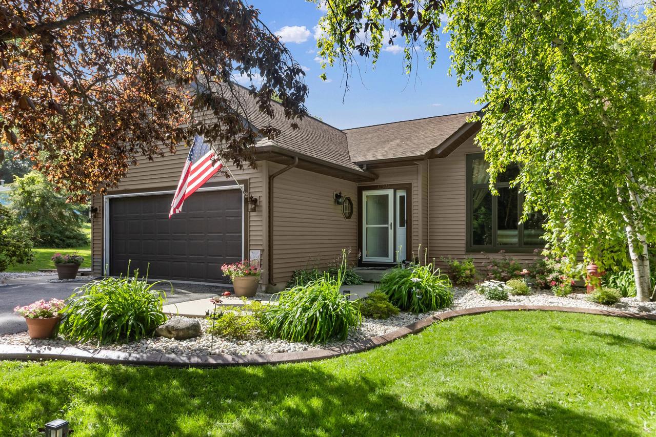 32925 49th St, Wheatland, WI 53105