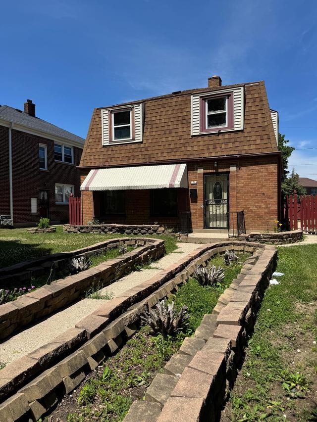 3714 W Capitol Dr, Milwaukee, WI 53216