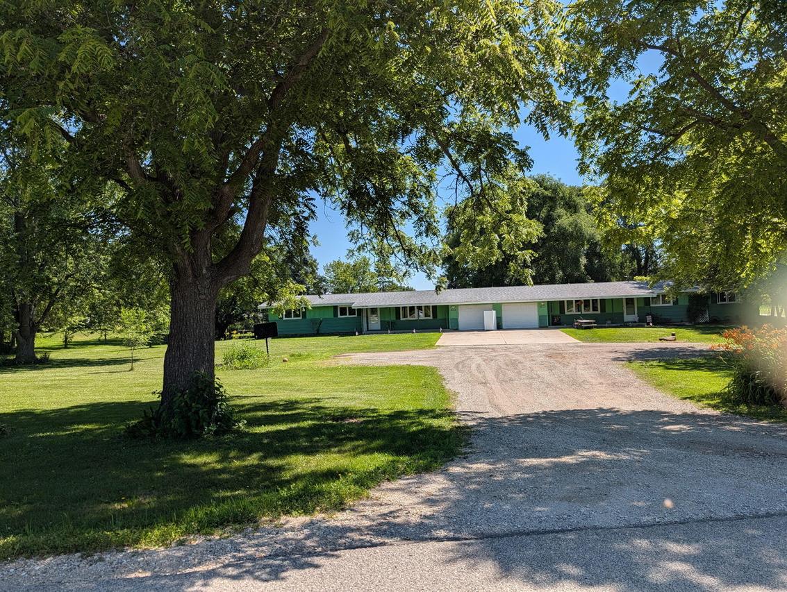 1988 Waukesha Rd, Raymond, WI 53108