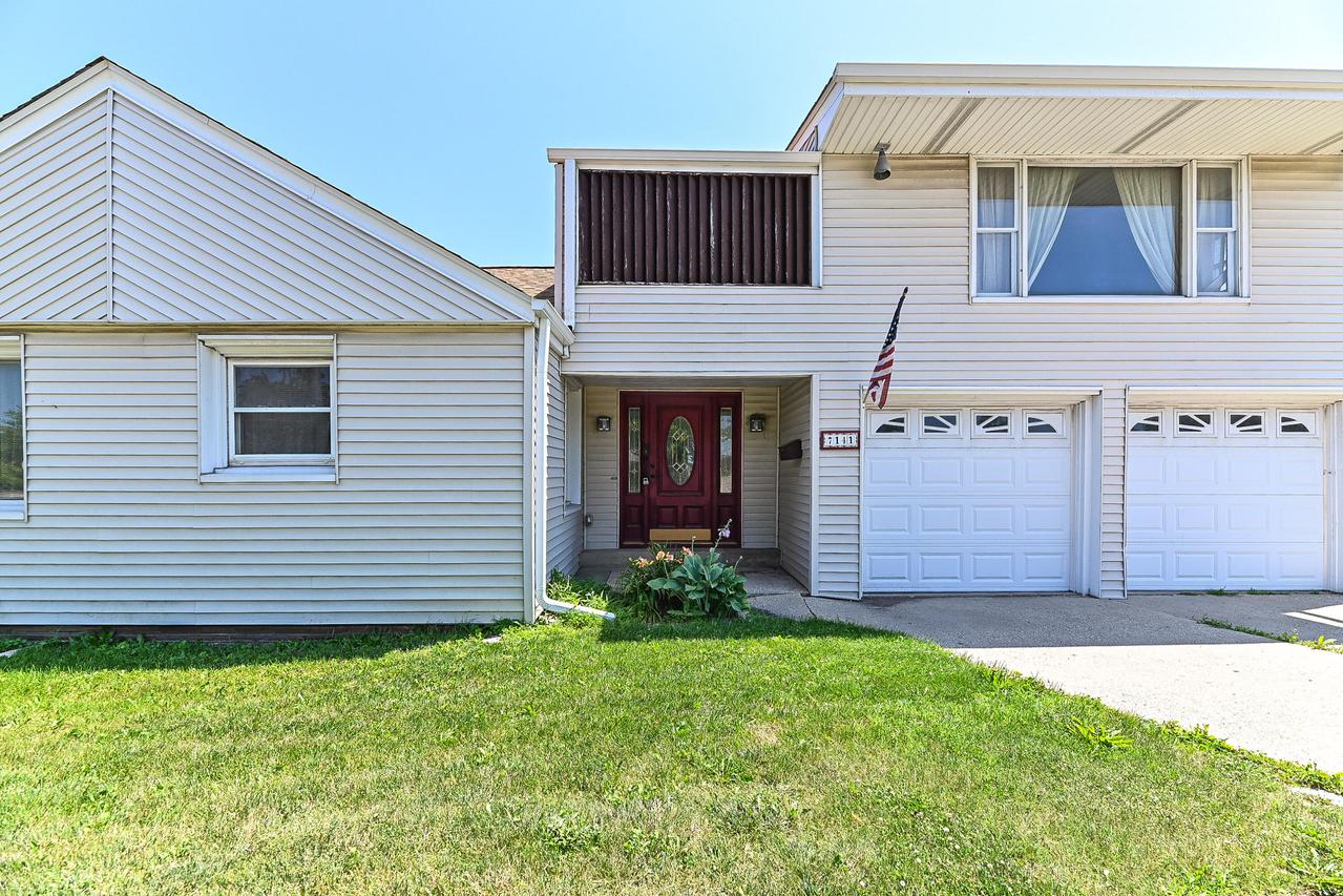 7141 W Forest Home Ave, Greenfield, WI 53220