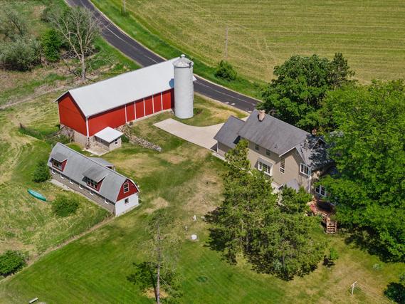 New Homes For Sale This Week That Attend Ixonia Elementary School: July 3rd to July 9th
