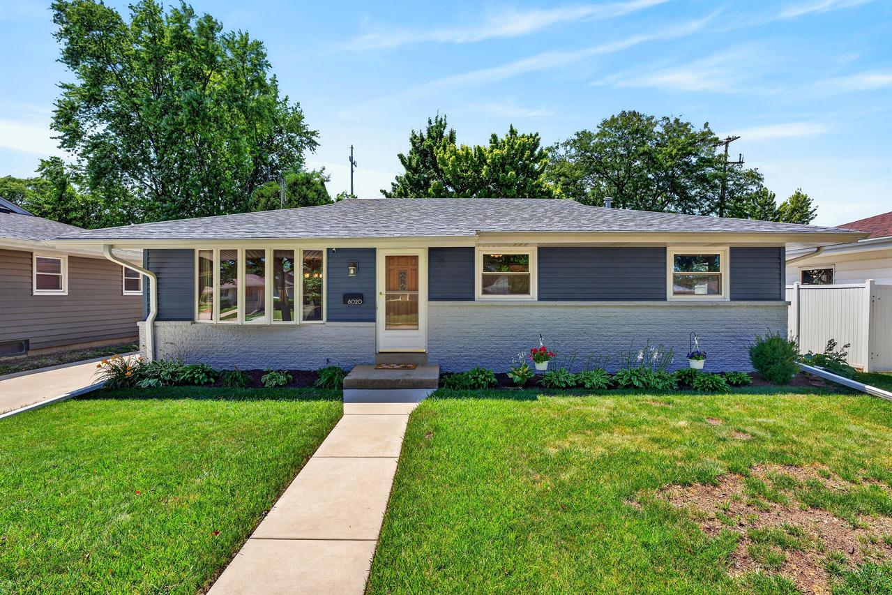 8020 49th Ave, Kenosha, WI 53142