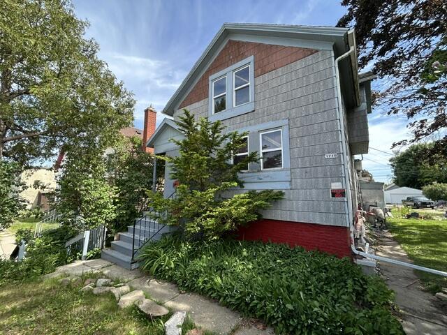 1719 Superior Ave, Sheboygan, WI 53081