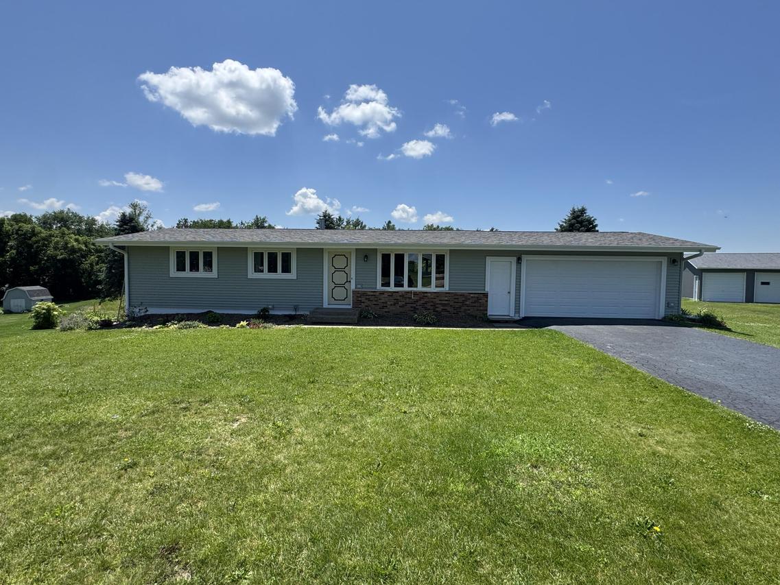 305 Ulland Ave, Westby, WI 54667