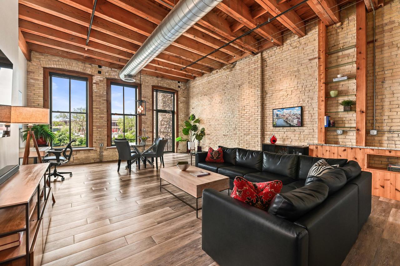 205 N Water St #200, Milwaukee, WI 53202