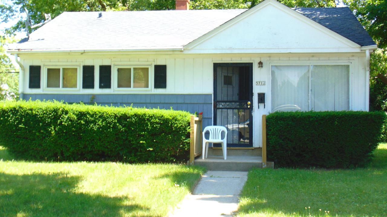 5712 N 62nd St., Milwaukee, WI 53218