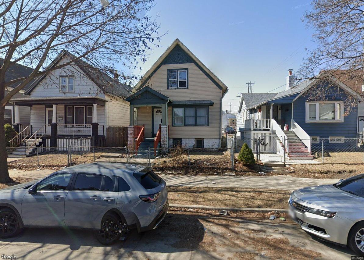 1523 S 15th St, Milwaukee, WI 53204