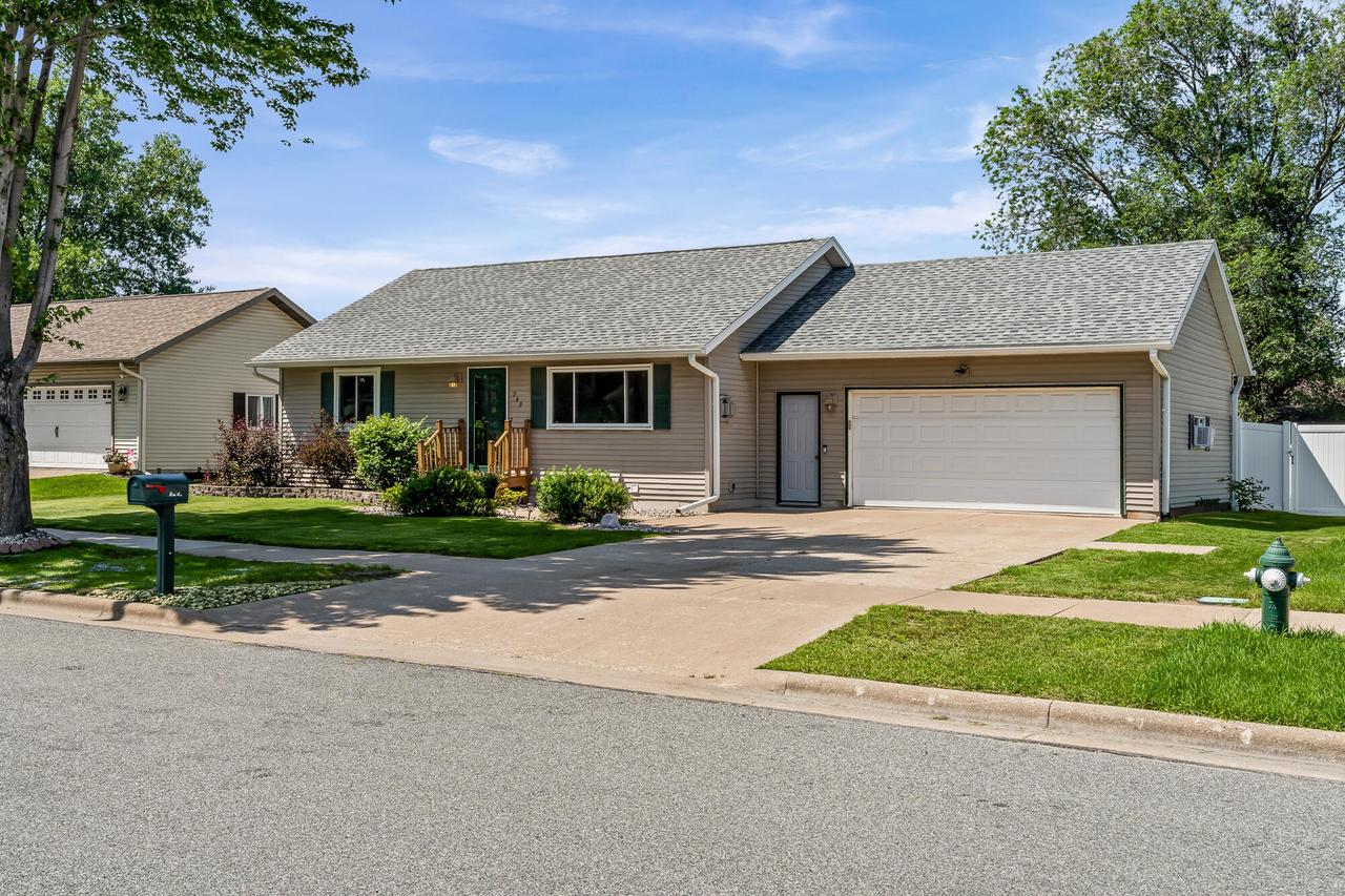 749 Troy St, Onalaska, WI 54650