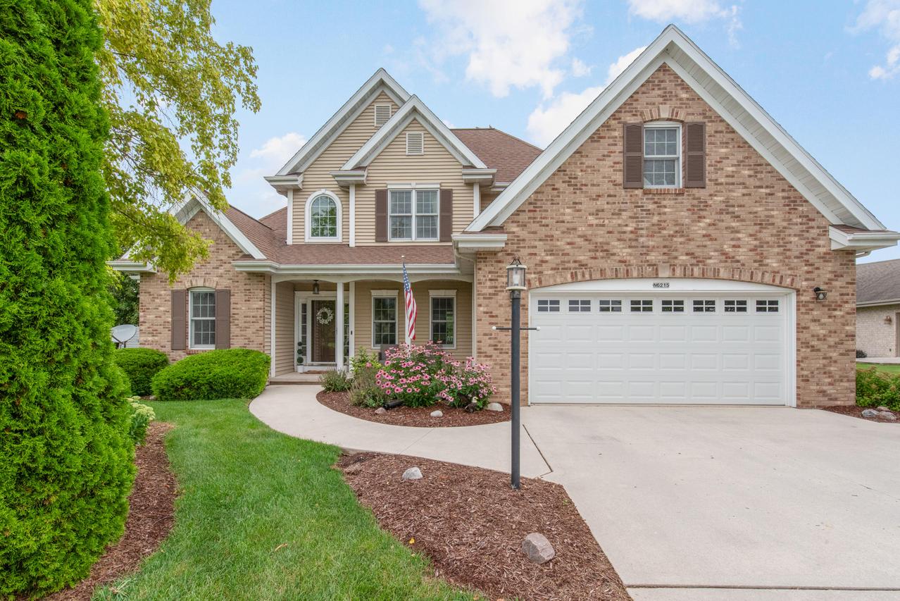 N6215 Kapur Dr, Sheboygan Falls, WI 53085