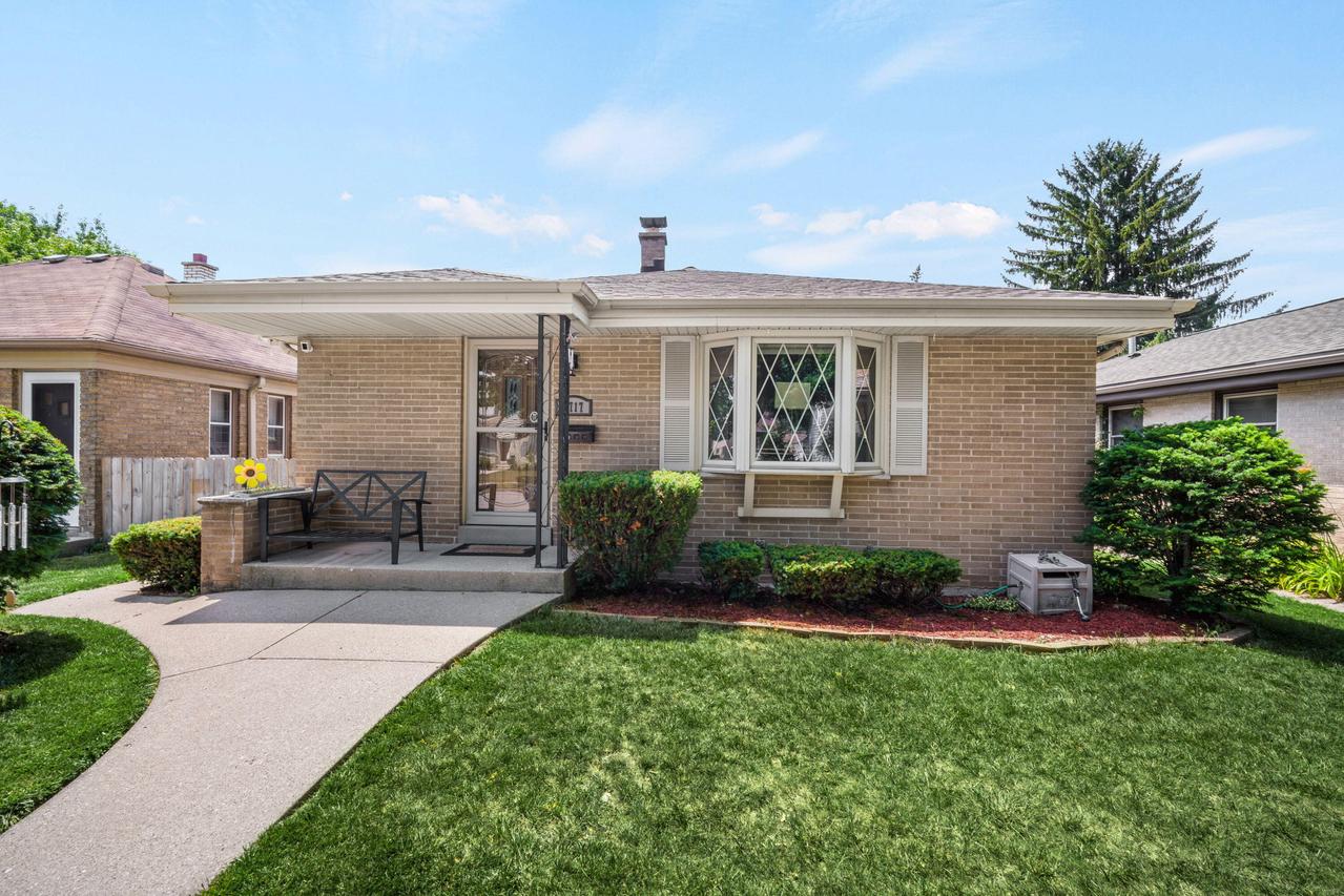 3717 N 85th St, Milwaukee, WI 53222