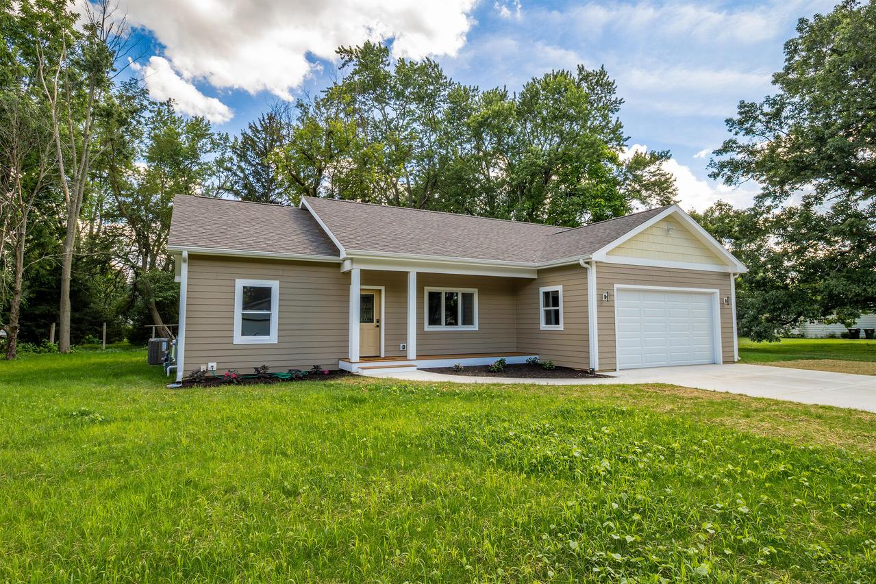 W991 Primrose Rd, Bloomfield, WI 53128