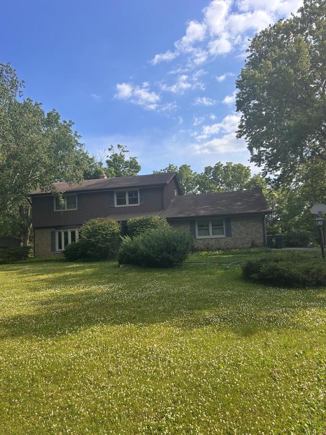 1523 Galaxy Ct, Cedarburg, WI 53012