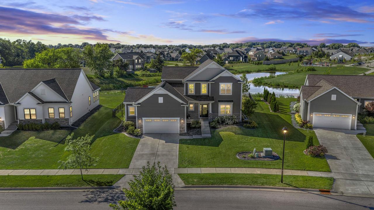 2256 River Bend, Grafton, WI 53024