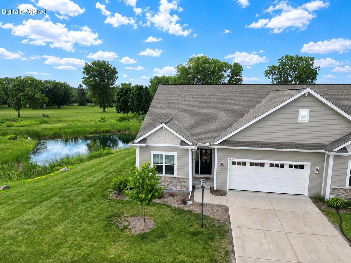 7871 W Park Cir., Franklin, WI 53132