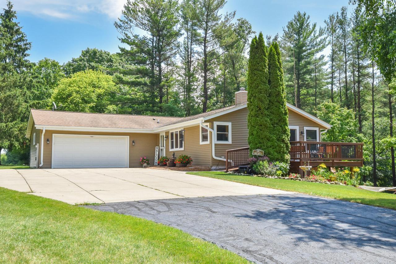 N3222 Jefferson Rd, Rubicon, WI 53078