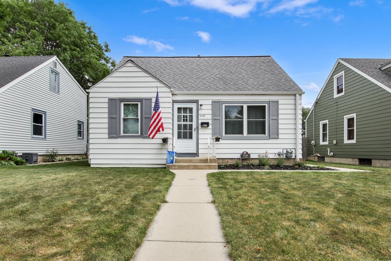 3148 N 79th St, Milwaukee, WI 53222