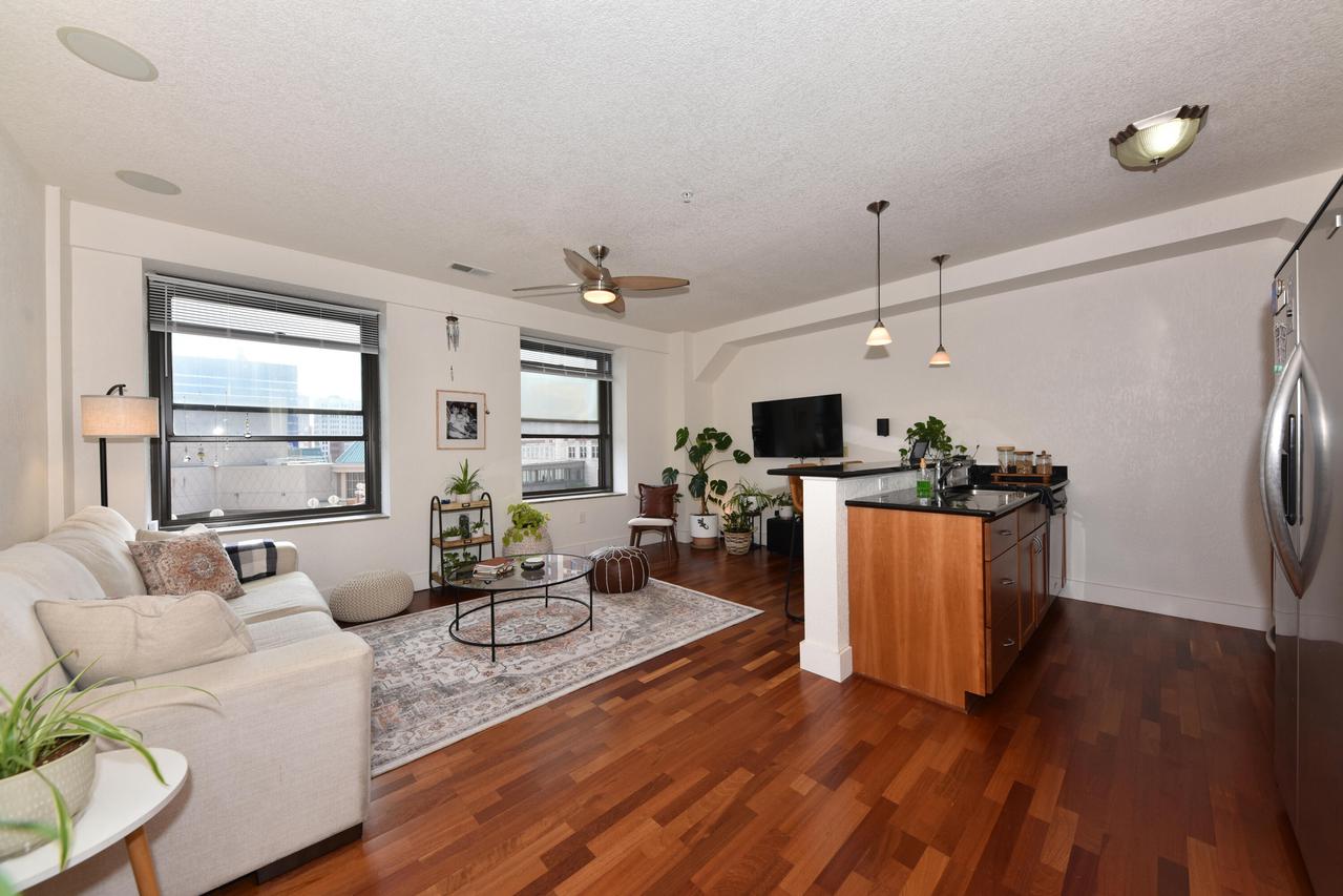 606 W Wisconsin Ave #405, Milwaukee, WI 53203