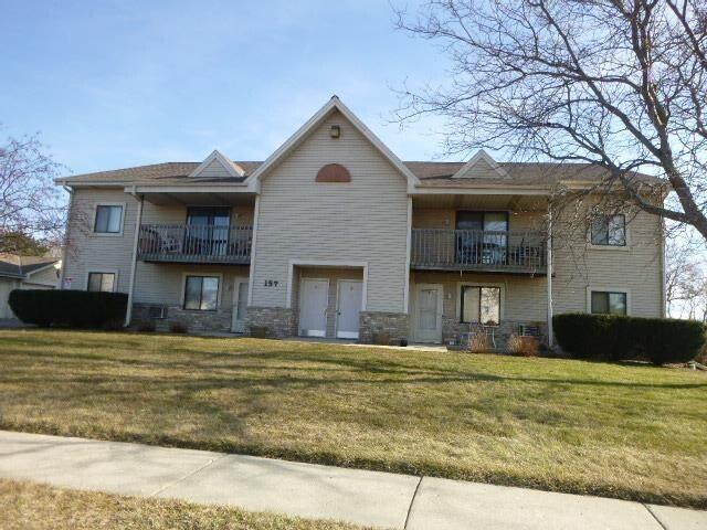 165 Wolf Run, Mukwonago, WI 53149