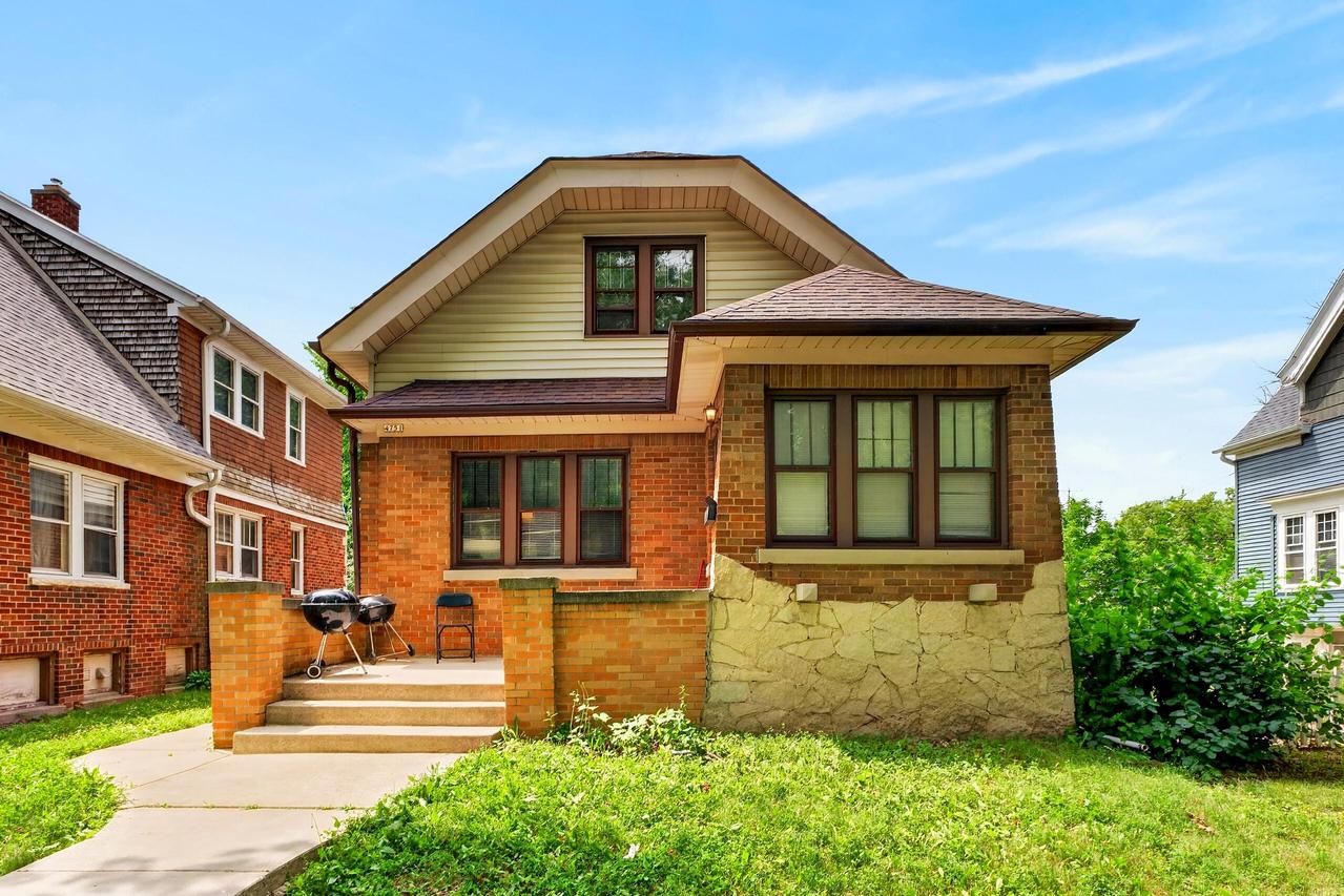 4751 N 34th St, Milwaukee, WI 53209