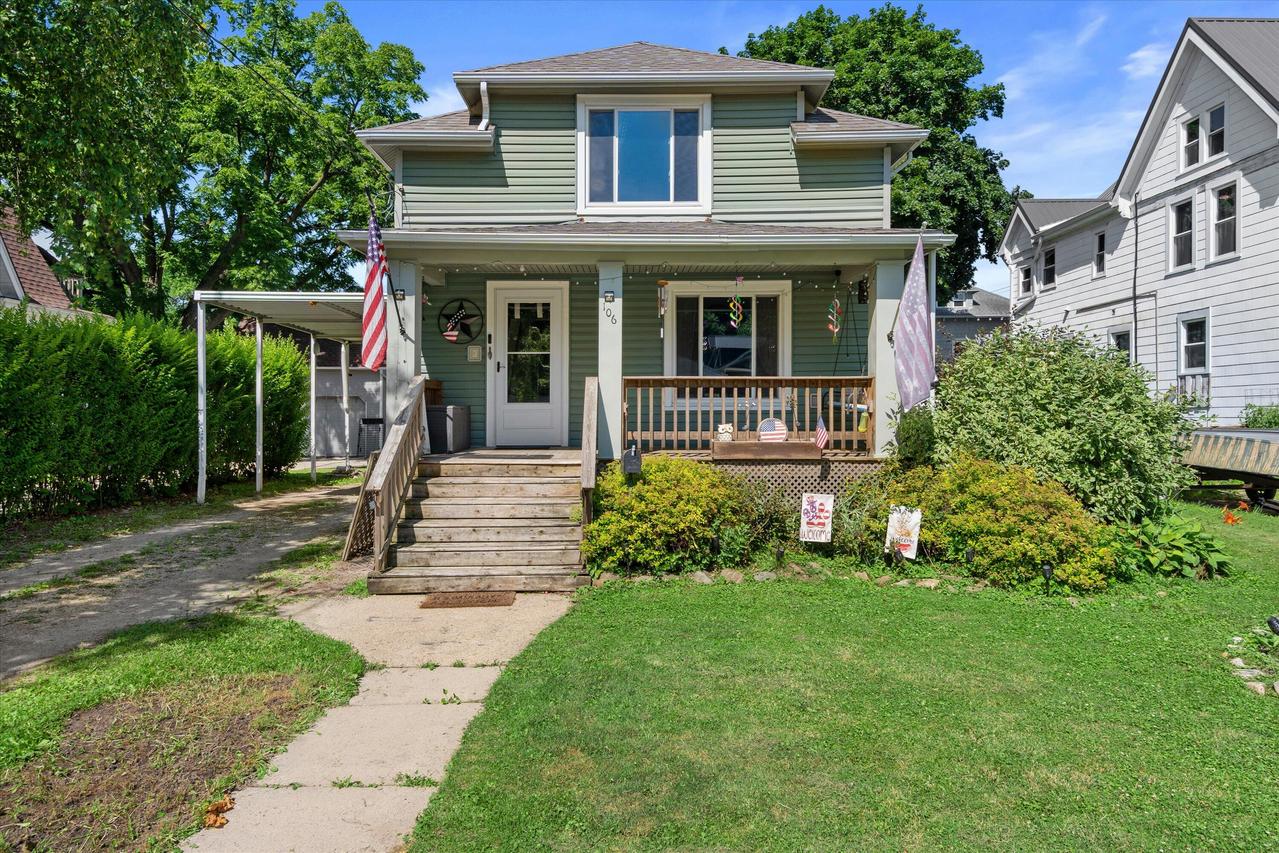 106 Juneau St, Horicon, WI 53032
