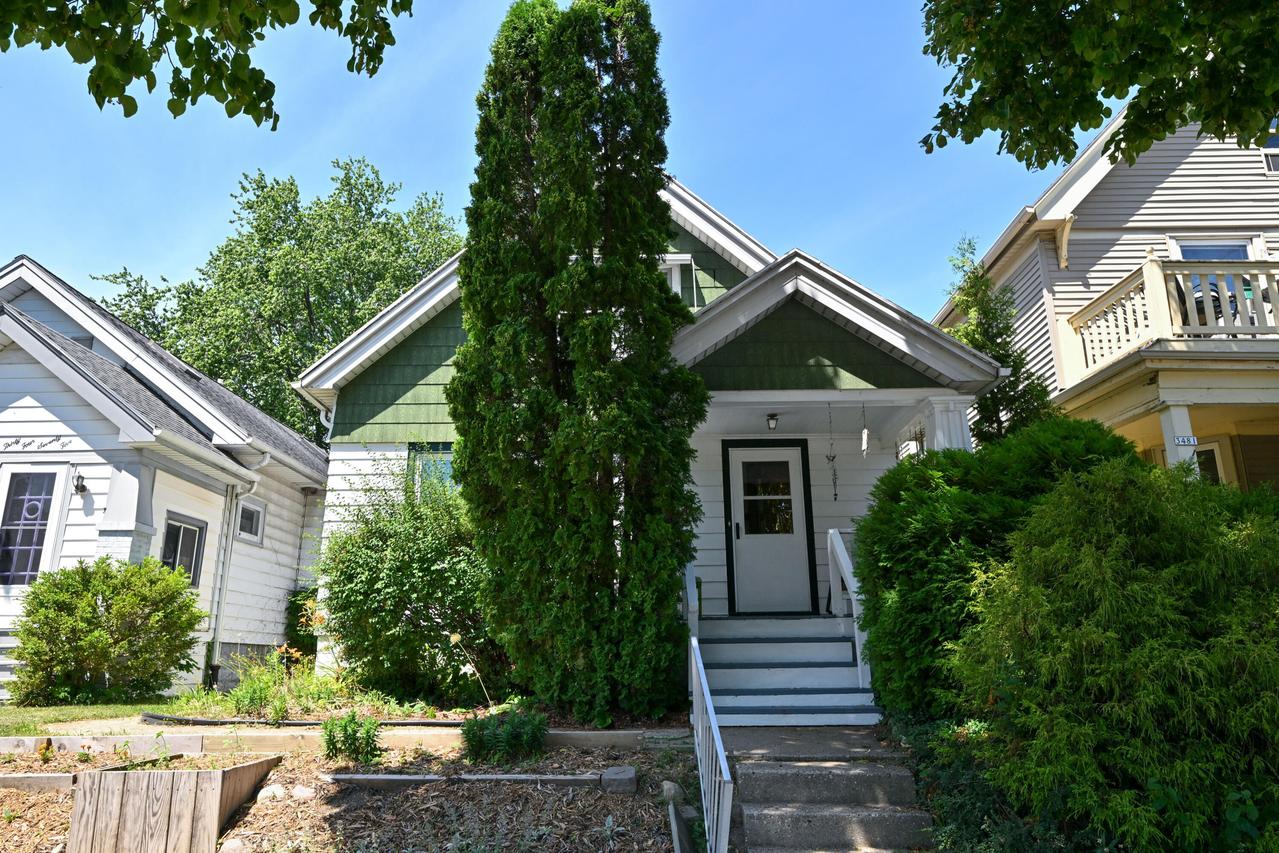 3479 N Pierce St #3479A, Milwaukee, WI 53212