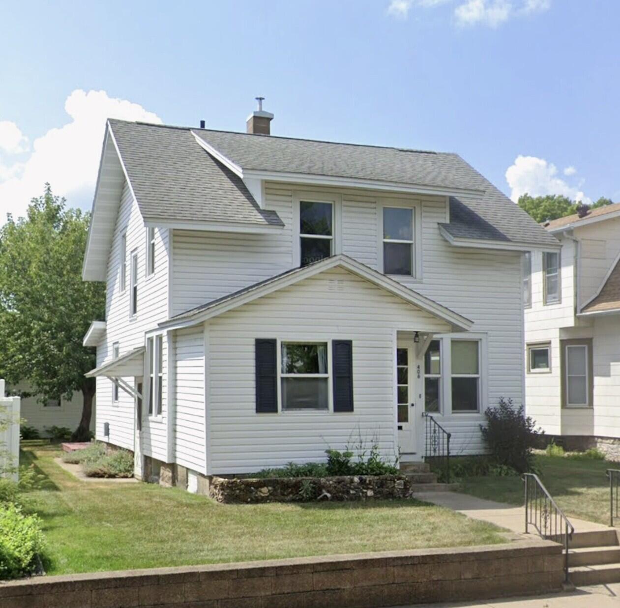 406 23rd St, La Crosse, WI 54601