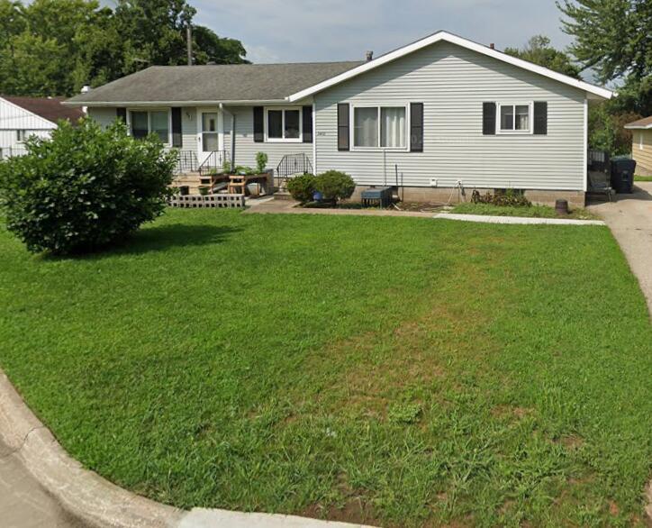2410 S 31st St #2412, La Crosse, WI 54601