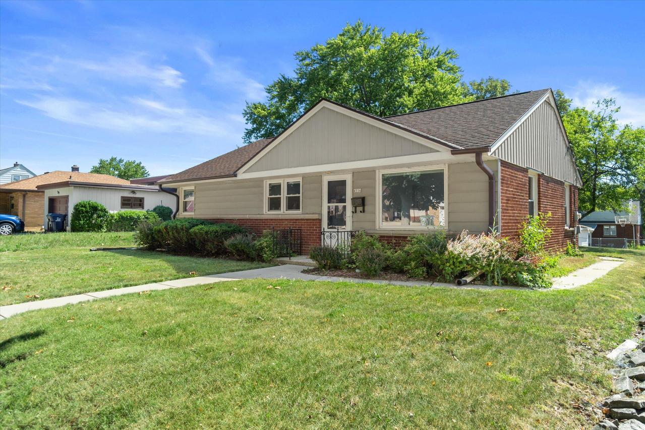 4516 N 78th St, Milwaukee, WI 53218