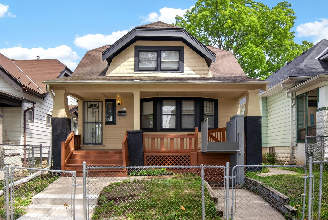 3342 N 26th St, Milwaukee, WI 53206