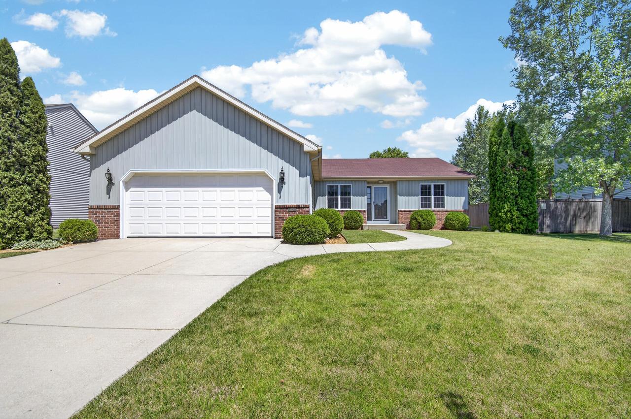 9300 63rd St, Kenosha, WI 53142