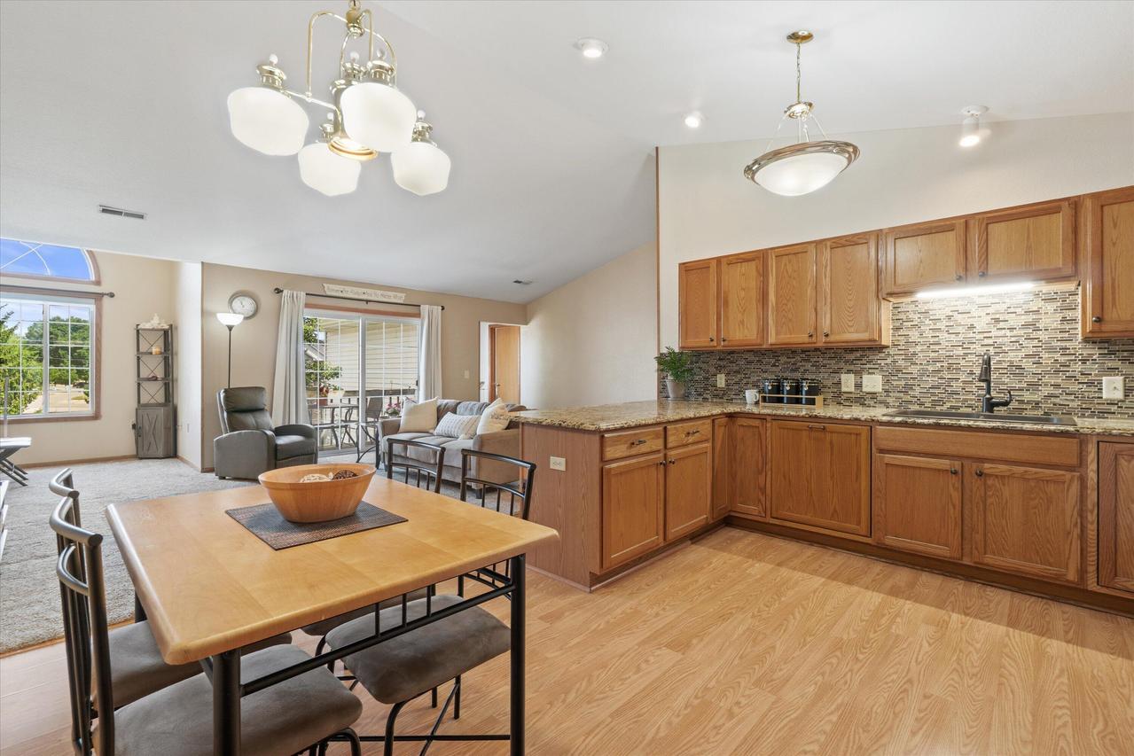 1301 College Ave #7F, South Milwaukee, WI 53172