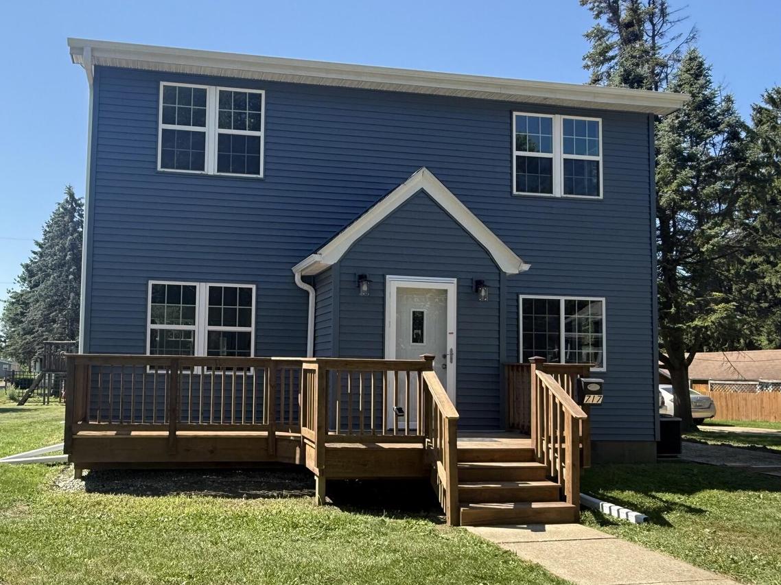 717 Minerva St, Horicon, WI 53032